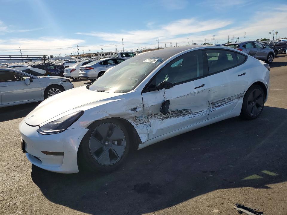 Продажа на аукционе авто 2023 Tesla Model 3, vin: 5YJ3E1EA7PF398213, номер лота: 79431885