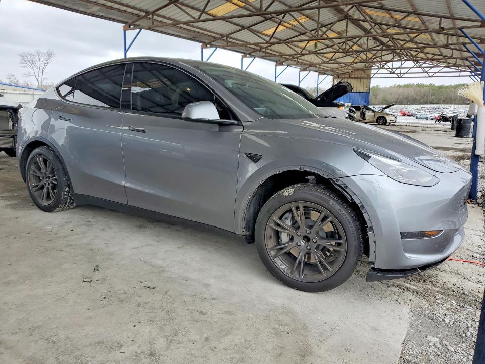 77429445 :رقم المزاد ، 7SAYGDED5RA332516 vin ، 2024 Tesla Model Y مزاد بيع