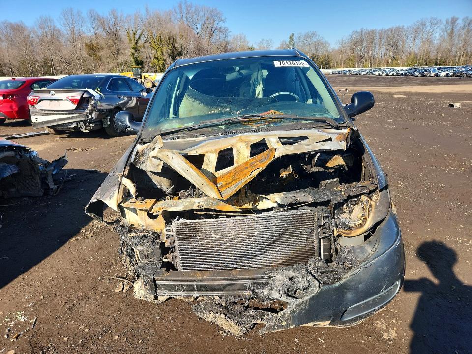 78420355 :رقم المزاد ، 2A4GP44R86R731214 vin ، 2006 Chrysler Town & Country مزاد بيع