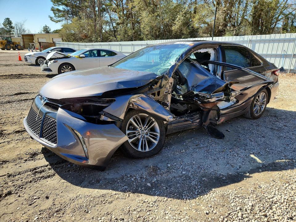 2015 Toyota Camry მანქანა იყიდება აუქციონზე, vin: 4T1BF1FK9FU477044, აუქციონის ნომერი: 76619865