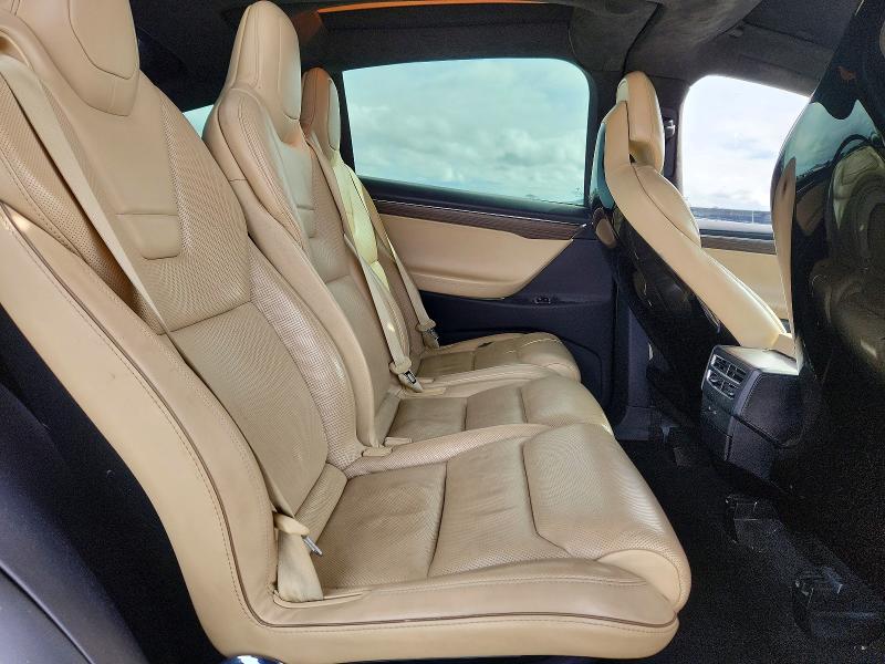 77794265 :رقم المزاد ، 5YJXCAE29GF001732 vin ، 2016 Tesla Model X مزاد بيع