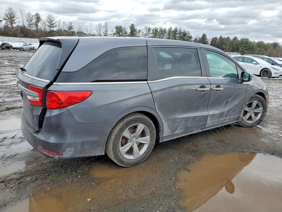 78347685 :رقم المزاد ، 5FNRL6H73KB107826 vin ، 2019 Honda Odyssey مزاد بيع