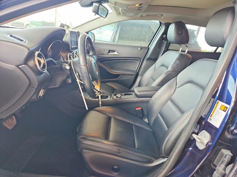 2017 Mercedes-benz Gla მანქანა იყიდება აუქციონზე, vin: WDCTG4GB3HJ319321, აუქციონის ნომერი: 77831385