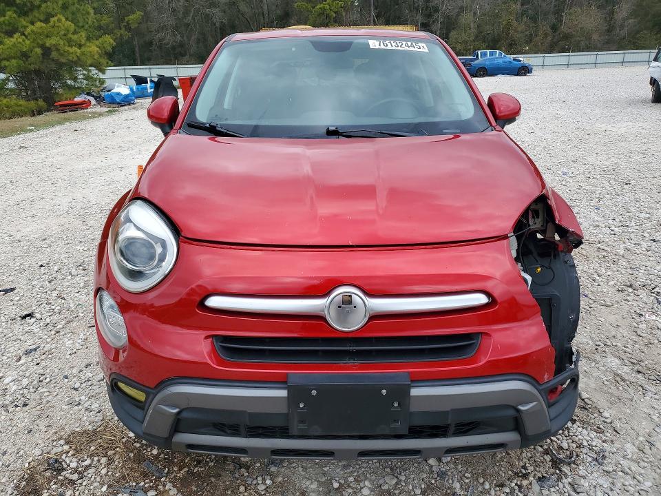 76132445 :رقم المزاد ، ZFBCFYCT0GP380901 vin ، 2016 Fiat 500x مزاد بيع