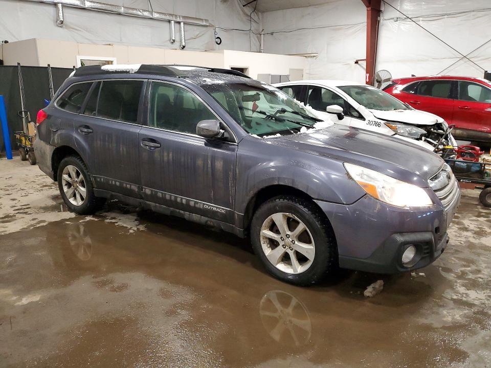 78400755 :رقم المزاد ، 4S4BRBCC1E3207675 vin ، 2014 Subaru Outback مزاد بيع