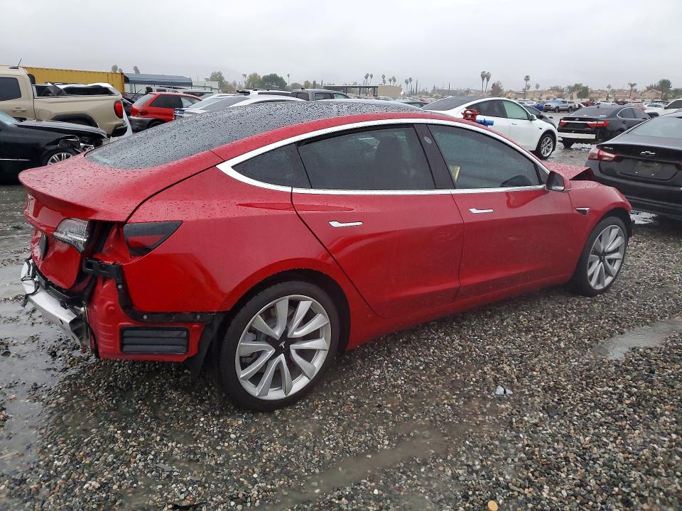 77423845 :رقم المزاد ، 5YJ3E1EA9LF708839 vin ، 2020 Tesla Model 3 مزاد بيع
