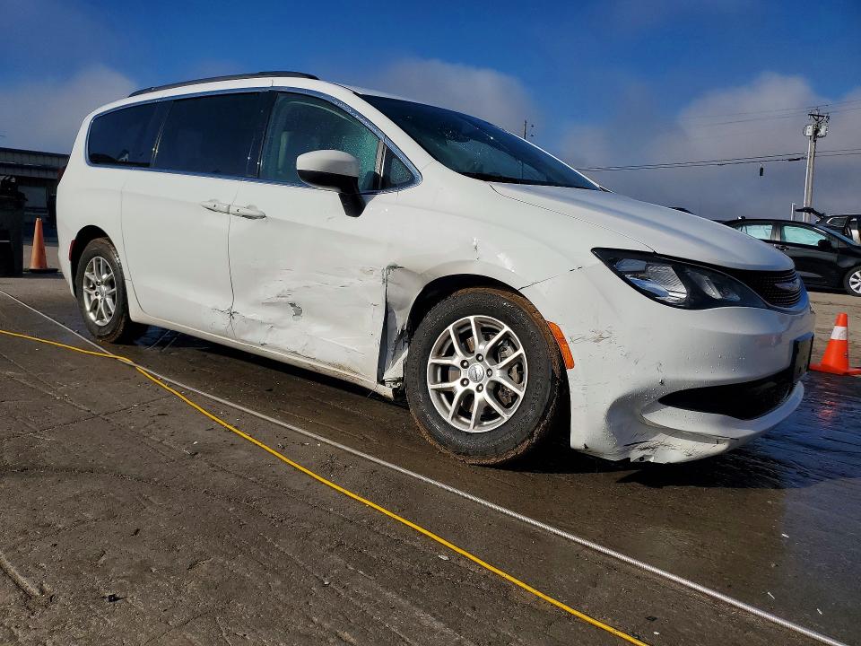 2021 Chrysler Voyager მანქანა იყიდება აუქციონზე, vin: 2C4RC1DG3MR542118, აუქციონის ნომერი: 79306805