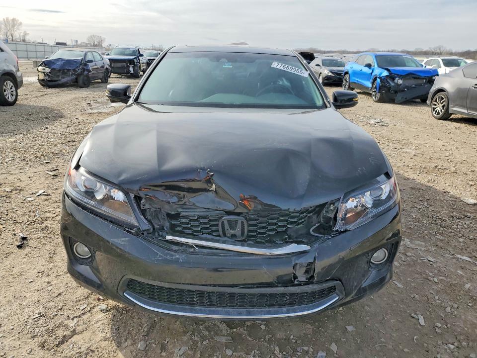 Auction sale of the 2013 Honda Accord, vin: 1HGCT1B85DA007542, lot number: 77669965