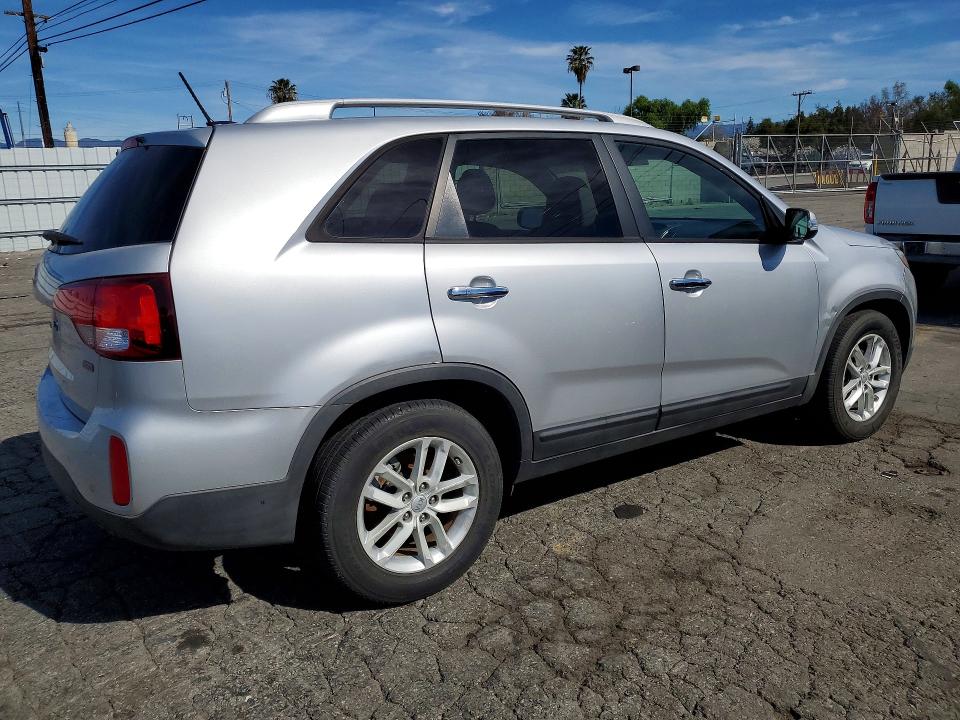 Продаж на аукціоні авто 2015 Kia Sorento, vin: 5XYKT4A62FG551608, номер лоту: 78158925