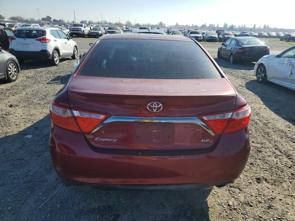 2015 Toyota Camry მანქანა იყიდება აუქციონზე, vin: 4T1BF1FK1FU899051, აუქციონის ნომერი: 75740645