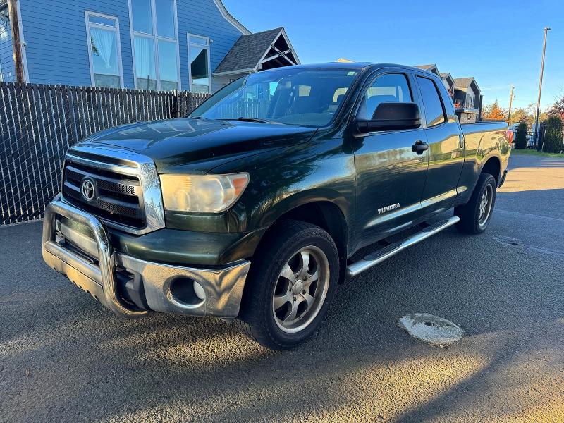 77024295 :رقم المزاد ، 5TFUM5F10CX029609 vin ، 2012 Toyota Tundra Dou مزاد بيع