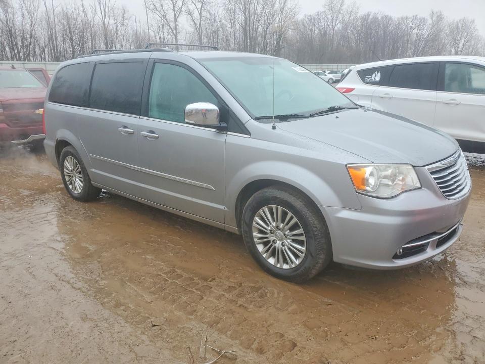 Продажа на аукционе авто 2013 Chrysler Town & Cou, vin: 2C4RC1CG8DR682697, номер лота: 77322835