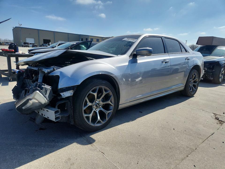 78491065 :رقم المزاد ، 2C3CCABG0JH245080 vin ، 2018 Chrysler 300 مزاد بيع