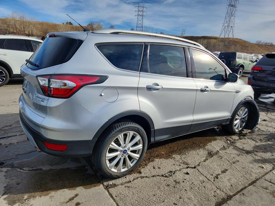 Продажа на аукционе авто 2017 Ford Escape, vin: 1FMCU9J96HUA32244, номер лота: 78617335