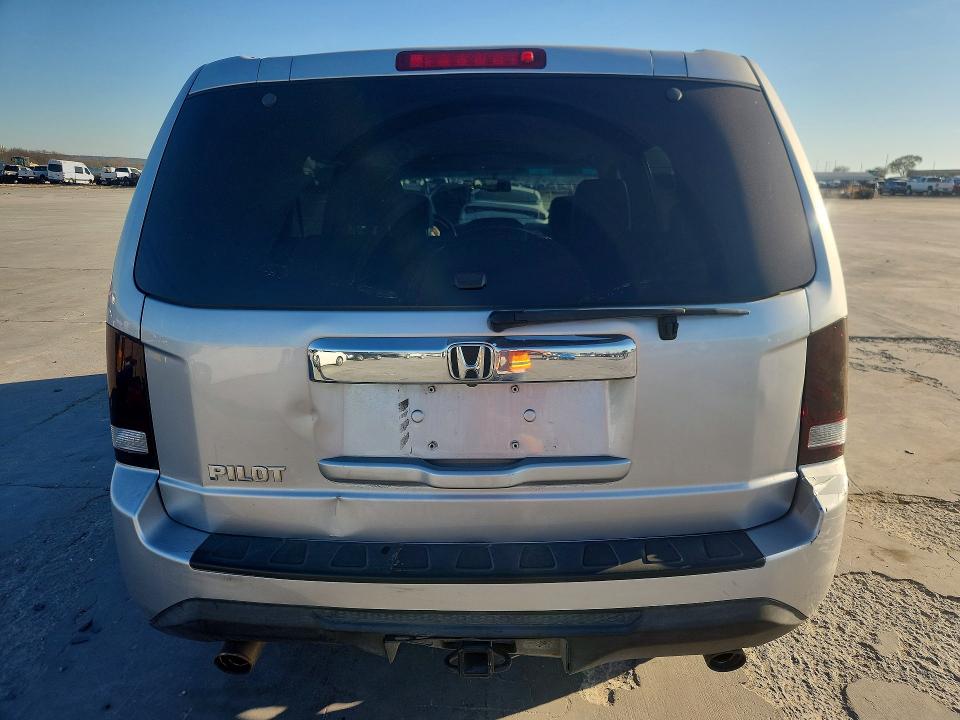 78993215 :رقم المزاد ، 5FNYF3H57FB023076 vin ، 2015 Honda Pilot مزاد بيع