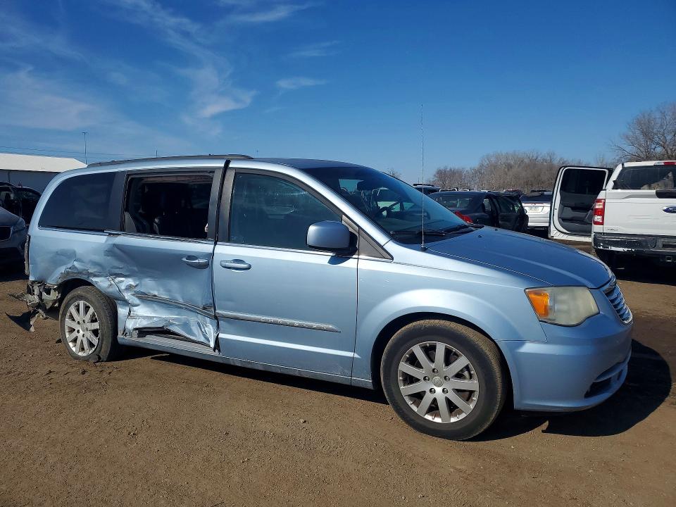 Продажа на аукционе авто 2013 Chrysler Town & Country, vin: 2C4RC1BG1DR74313, номер лота: 79024335