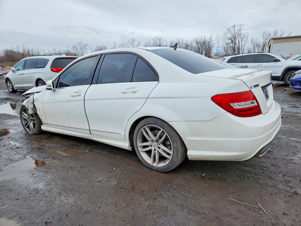 Продажа на аукционе авто 2013 Mercedes-benz C, vin: WDDGF8AB9DR274218, номер лота: 78237195