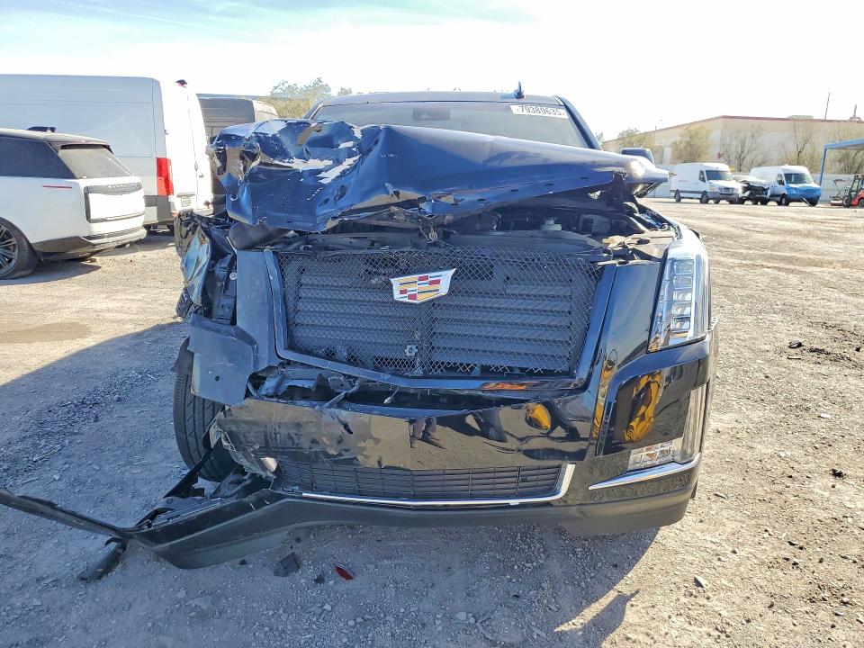 79389635 :رقم المزاد ، 1GYS3HKJ5KR148710 vin ، 2019 Cadillac Escalade مزاد بيع