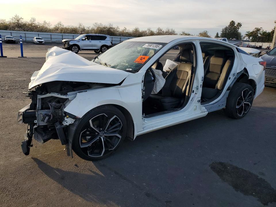 78901205 :رقم المزاد ، 1N4BL4CV1PN387403 vin ، 2023 Nissan Altima مزاد بيع