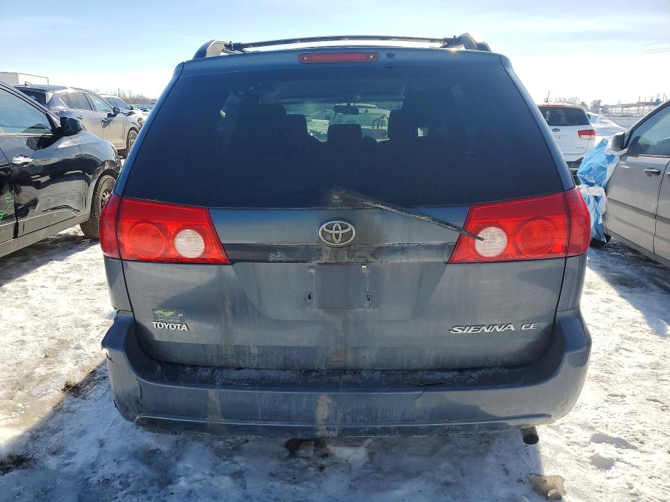 2010 Toyota Sienna მანქანა იყიდება აუქციონზე, vin: 5TDZK4CC9AS307938, აუქციონის ნომერი: 75446045