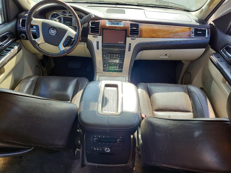 2014 Cadillac Escalade მანქანა იყიდება აუქციონზე, vin: 1GYS4KEF7ER113186, აუქციონის ნომერი: 77670045
