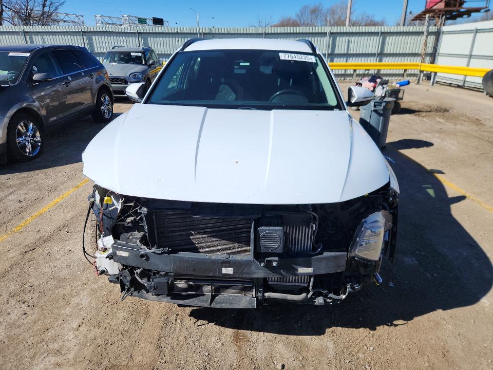 77845235 :رقم المزاد ، KM8JBCA13NU063712 vin ، 2022 Hyundai Tucson مزاد بيع