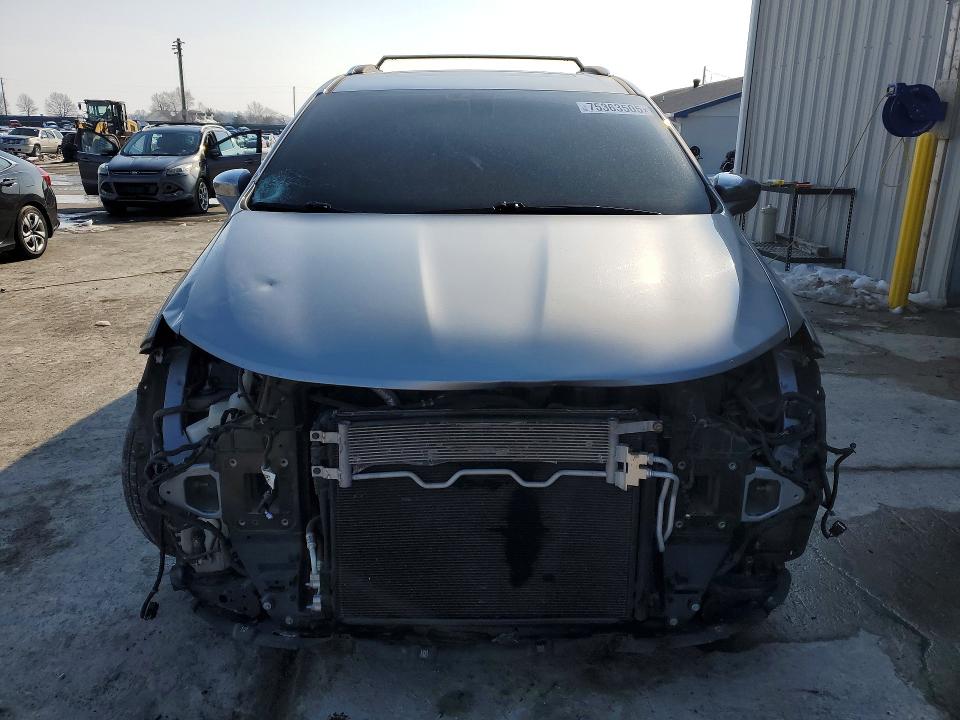 75363505 :رقم المزاد ، 2C4RC1GGXLR208999 vin ، 2020 Chrysler Pacifica مزاد بيع