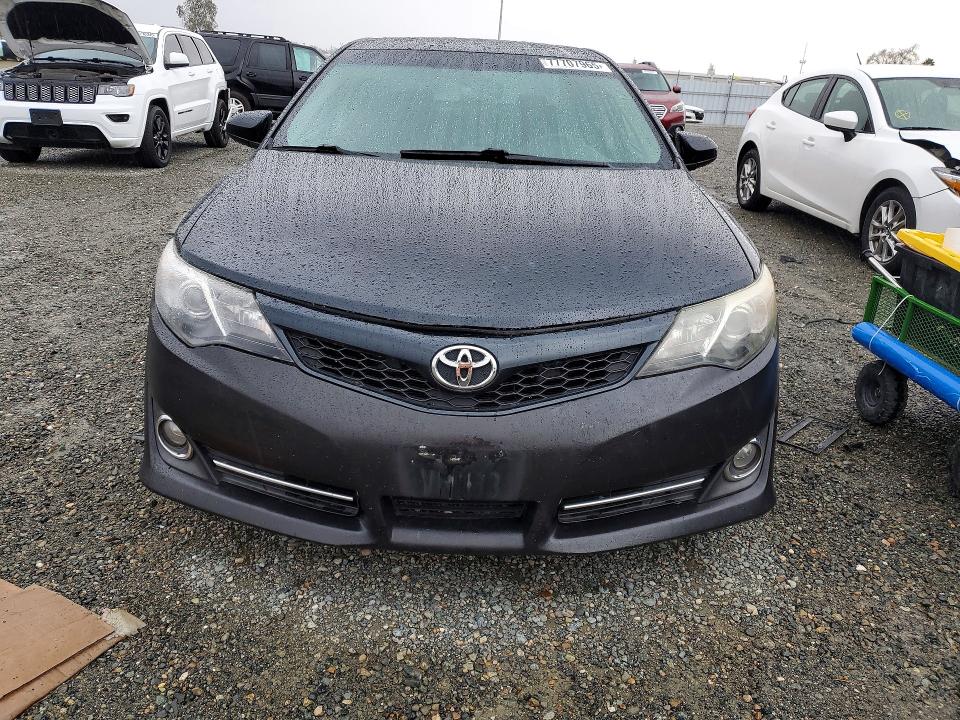 2014 Toyota Camry მანქანა იყიდება აუქციონზე, vin: 4T1BF1FK1EU445817, აუქციონის ნომერი: 77707965