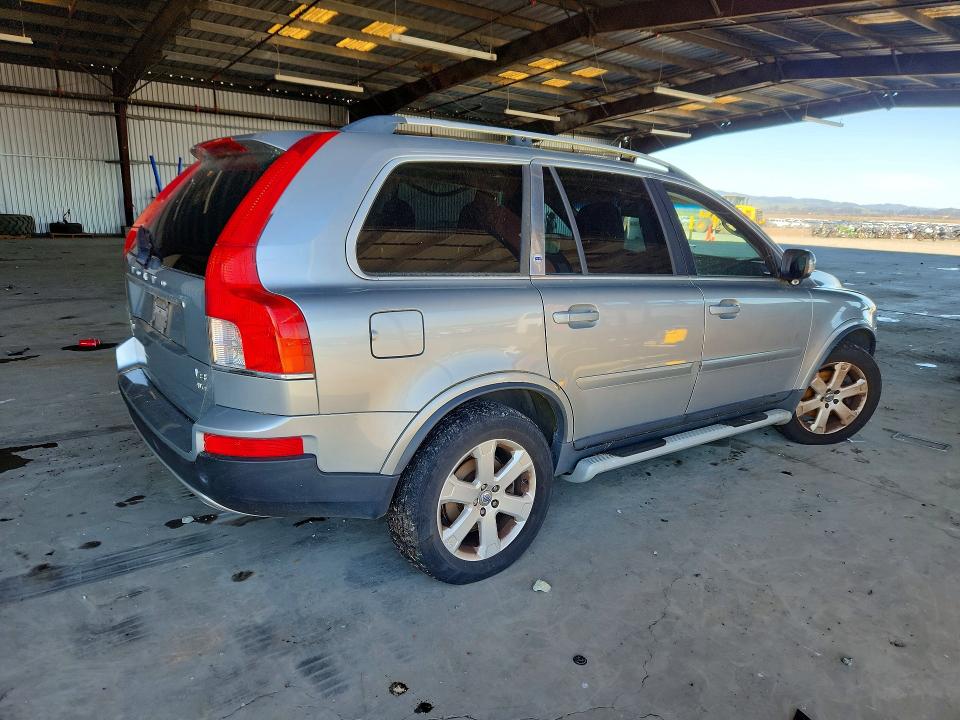 75371535 :رقم المزاد ، YV4852CZ3B1582664 vin ، 2011 Volvo Xc90 V8 مزاد بيع