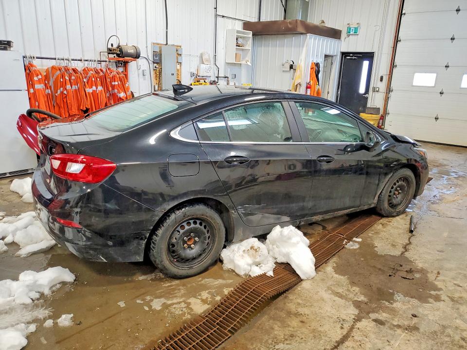 77600495 :رقم المزاد ، 1G1BE5SM0H7157580 vin ، 2017 Chevrolet Cruze مزاد بيع