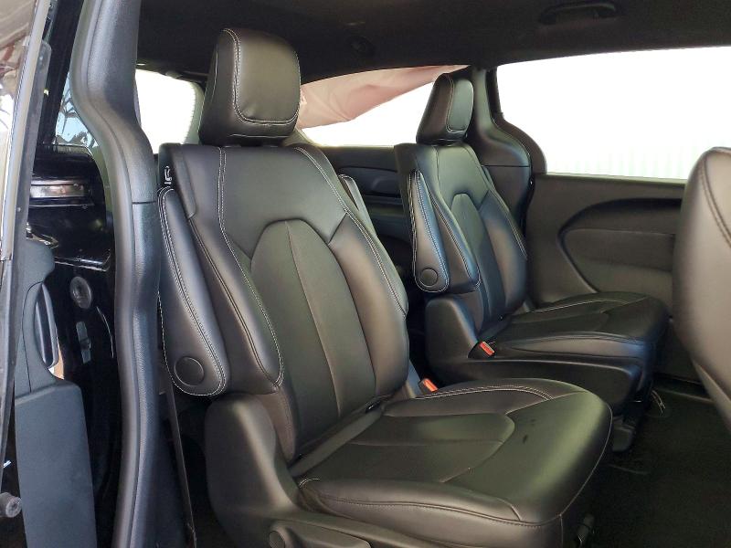 76707875 :رقم المزاد ، 2C4RC1S77SR580628 vin ، 2025 Chrysler Pacifica مزاد بيع
