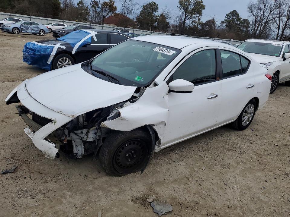 Продаж на аукціоні авто 2018 Nissan Versa, vin: 3N1CN7APXJL877573, номер лоту: 78042745