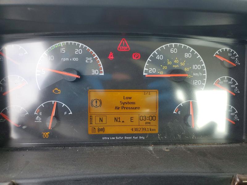 Aukcja sprzedaży 2015 Volvo Vhd, vin: 4V5K99EJ7FN179489, numer aukcji: 75083875