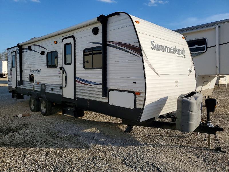 76406125 :رقم المزاد ، 4YDT28228F3152617 vin ، 2015 Keystone Summerland مزاد بيع
