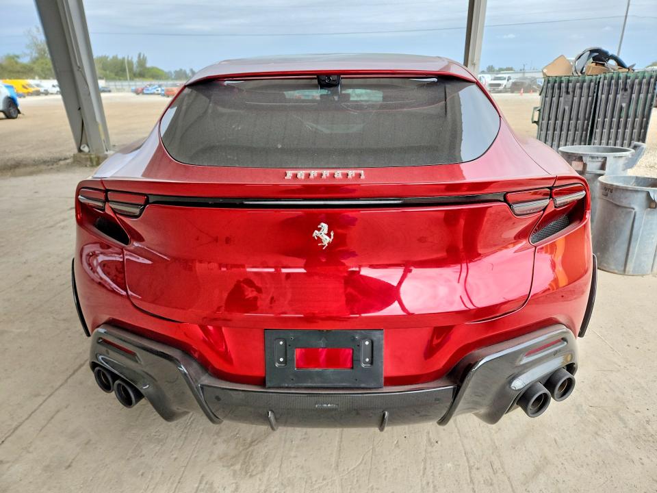 76170325 :رقم المزاد ، ZSG06VTA2S0314818 vin ، 2025 Ferrari Purosangue مزاد بيع