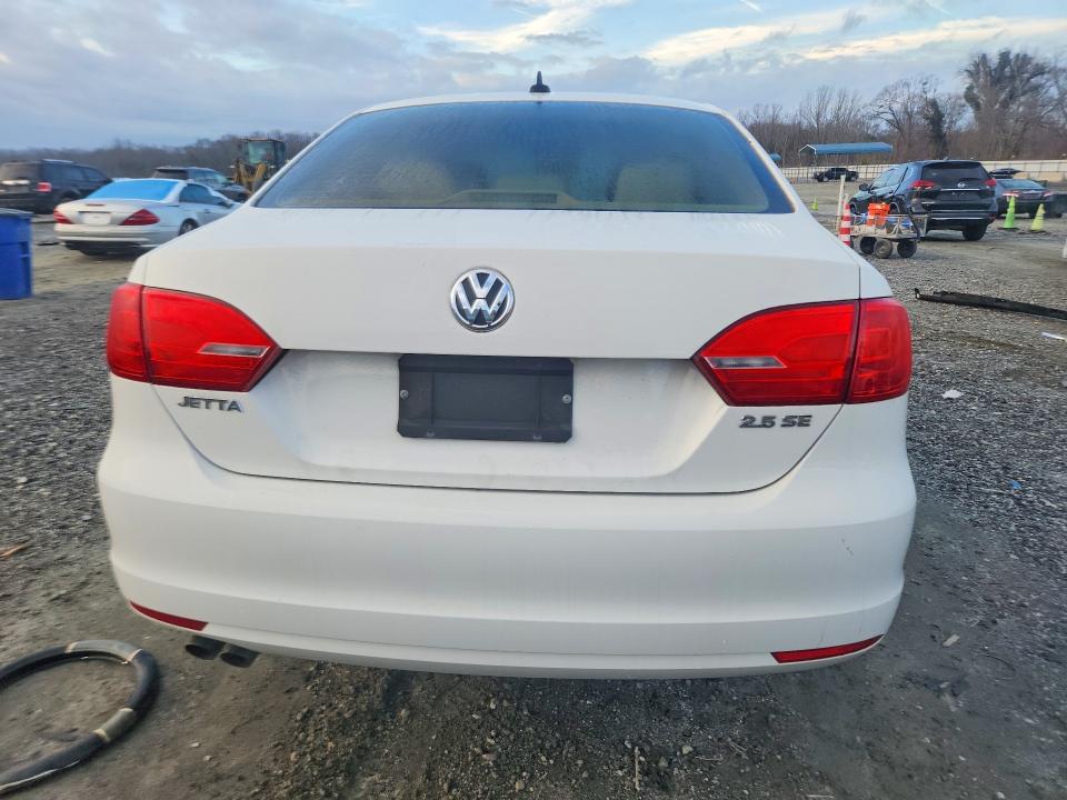 77937625 :رقم المزاد ، 3VWDX7AJ4DM425394 vin ، 2013 Volkswagen Jetta مزاد بيع