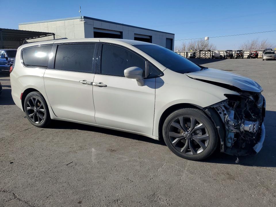 77599325 :رقم المزاد ، 2C4RC1FG7LR109929 vin ، 2020 Chrysler Pacifica مزاد بيع