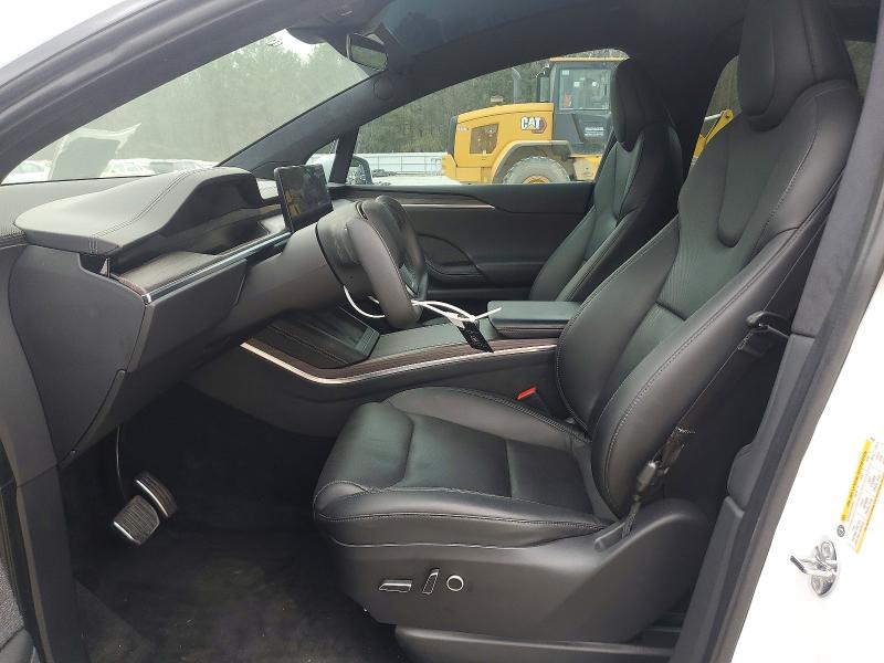 77755685 :رقم المزاد ، 7SAXCBE53PF380486 vin ، 2023 Tesla Model X مزاد بيع