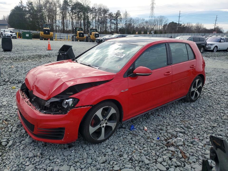 2015 Volkswagen Gti მანქანა იყიდება აუქციონზე, vin: 3VW4T7AU7FM029002, აუქციონის ნომერი: 77845315