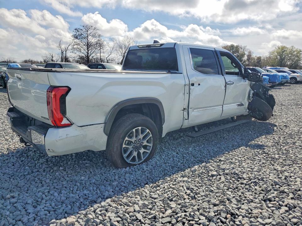 2025 Toyota Tundra მანქანა იყიდება აუქციონზე, vin: 5TFMC5ECXSX009422, აუქციონის ნომერი: 79060745