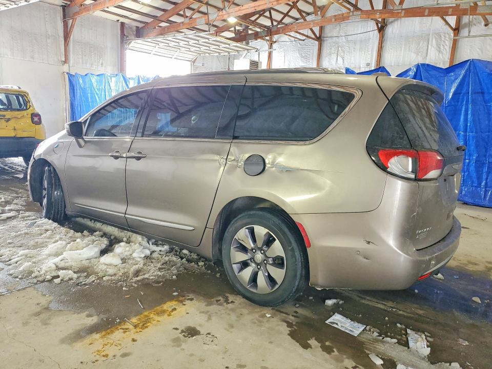 2018 Chrysler Pacifica მანქანა იყიდება აუქციონზე, vin: 2C4RC1N78JR213053, აუქციონის ნომერი: 75467815