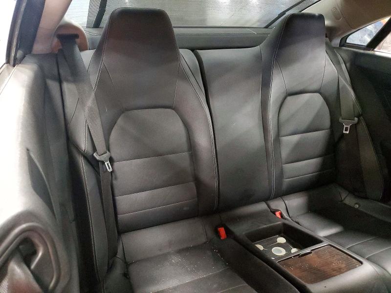 77427625 :رقم المزاد ، WDDKJ7CB5AF004450 vin ، 2010 Mercedes-benz E مزاد بيع