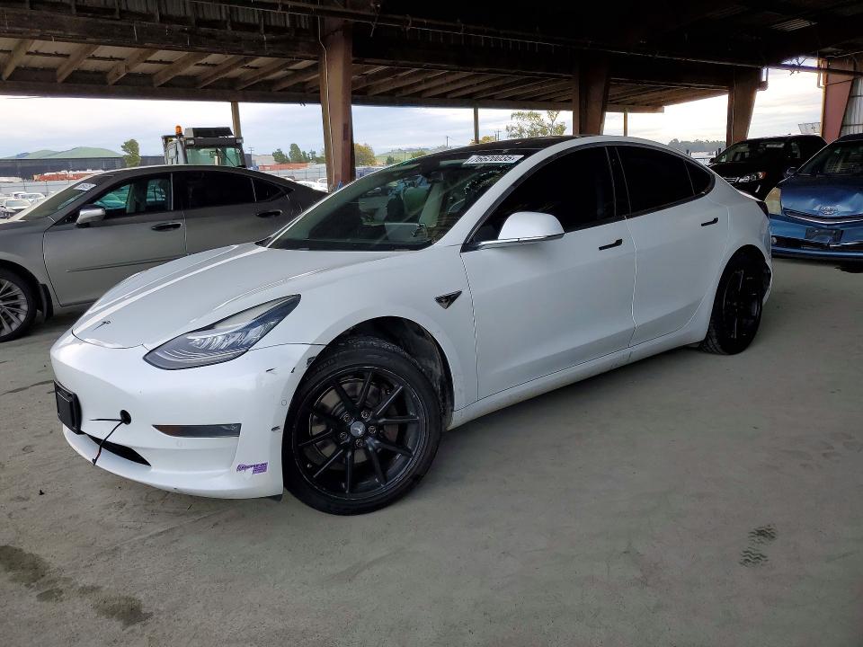 76620035 :رقم المزاد ، 5YJ3E1EA4KF337507 vin ، 2019 Tesla Model 3 مزاد بيع