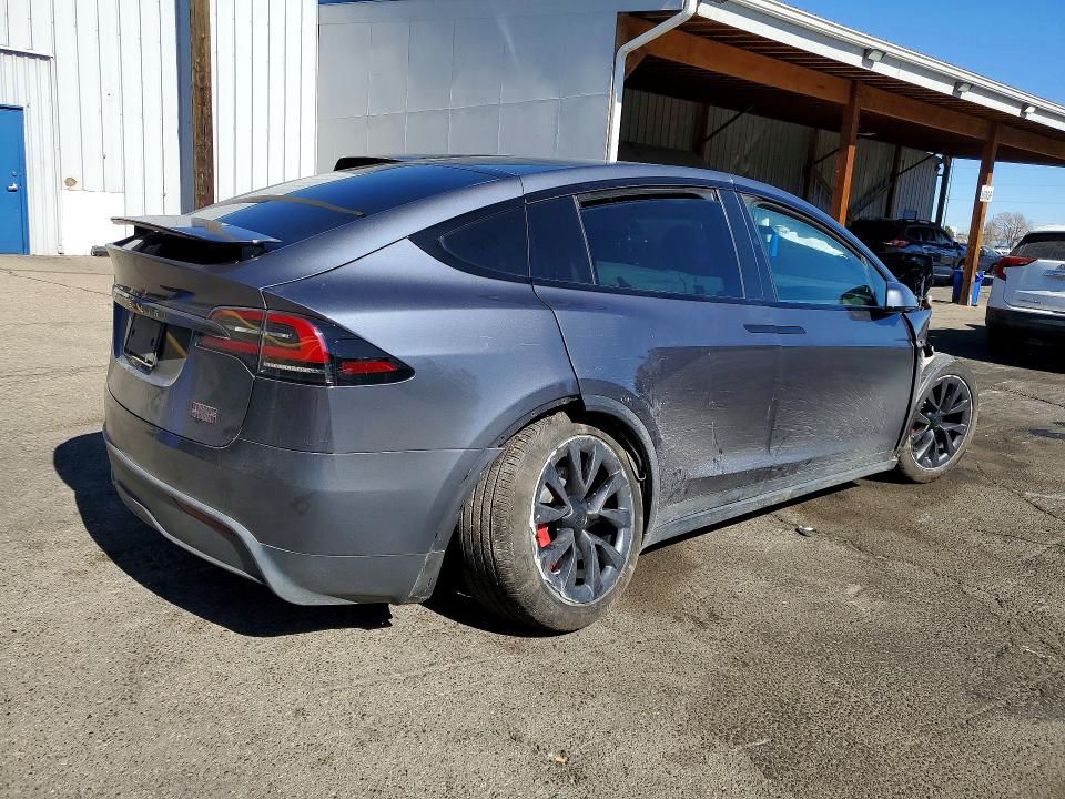 2023 Tesla Model X მანქანა იყიდება აუქციონზე, vin: 7SAXCBE69PF412575, აუქციონის ნომერი: 79303805