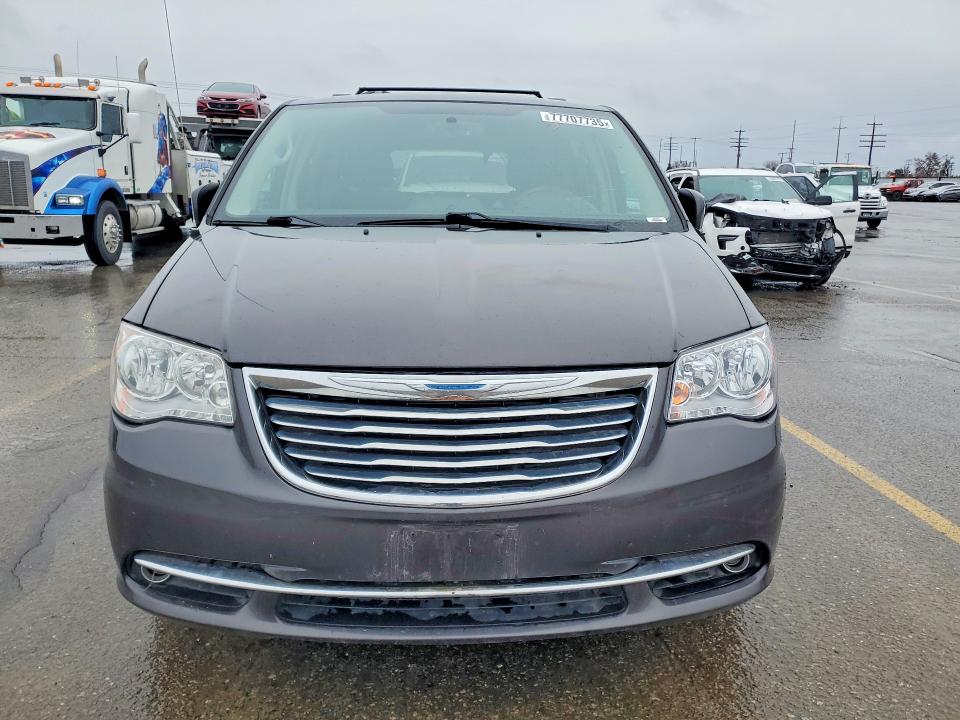 77707735 :رقم المزاد ، 2C4RC1BG5FR644641 vin ، 2015 Chrysler Town & Country مزاد بيع