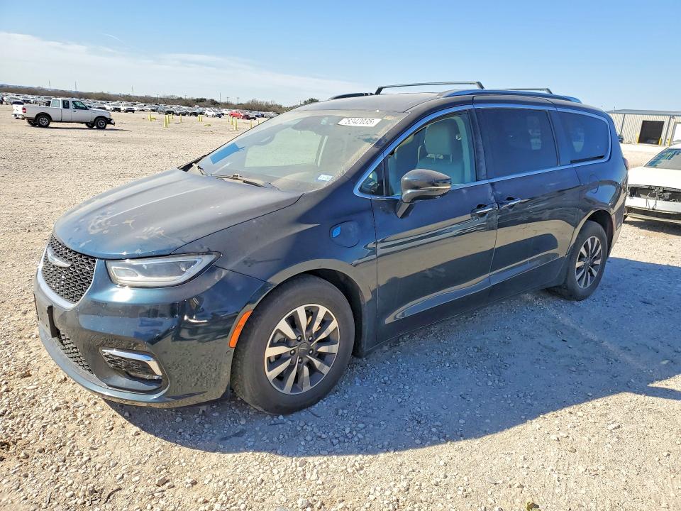 Auction sale of the 2021 Chrysler Pacifica, vin: 2C4RC1L71MR599175, lot number: 78342035