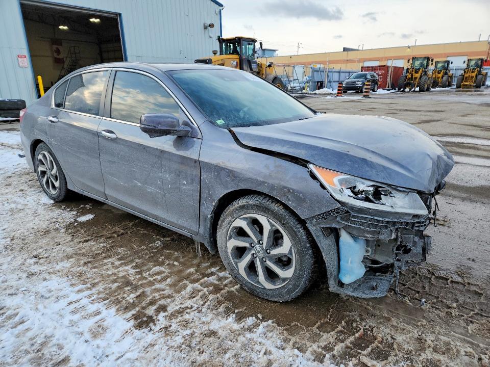 Продаж на аукціоні авто 2017 Honda Accord, vin: 1HGCR2F87HA800460, номер лоту: 76445305