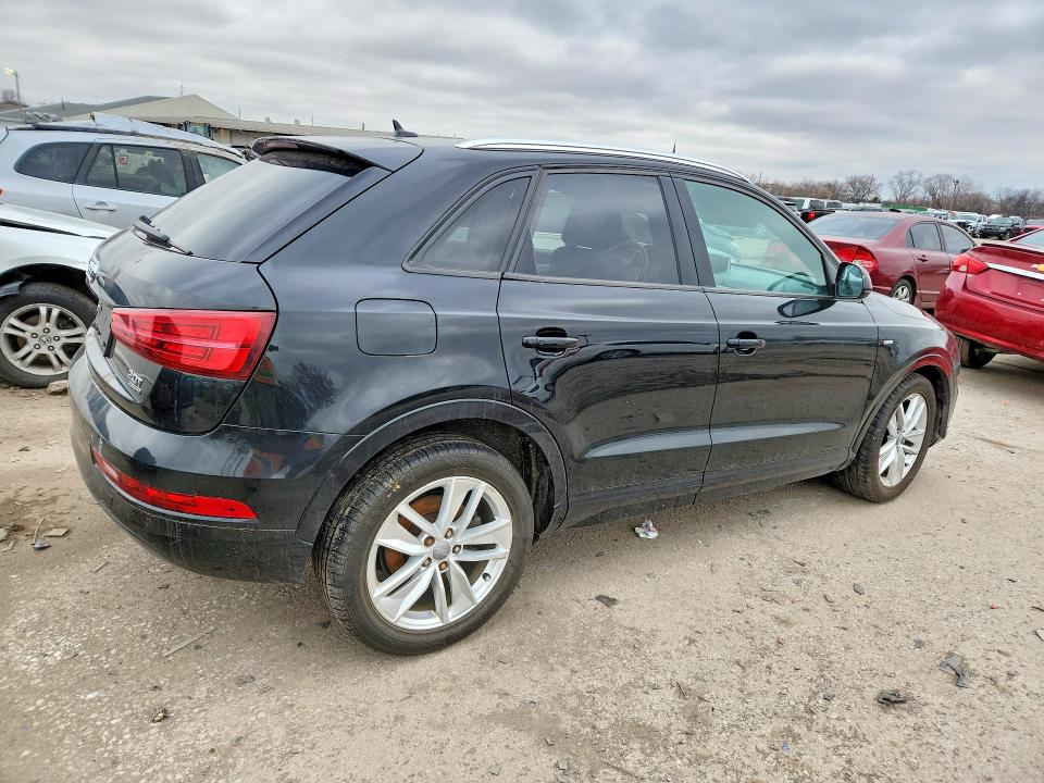 78356955 :رقم المزاد ، WA1ECCFS0JR011613 vin ، 2018 Audi Q3 مزاد بيع