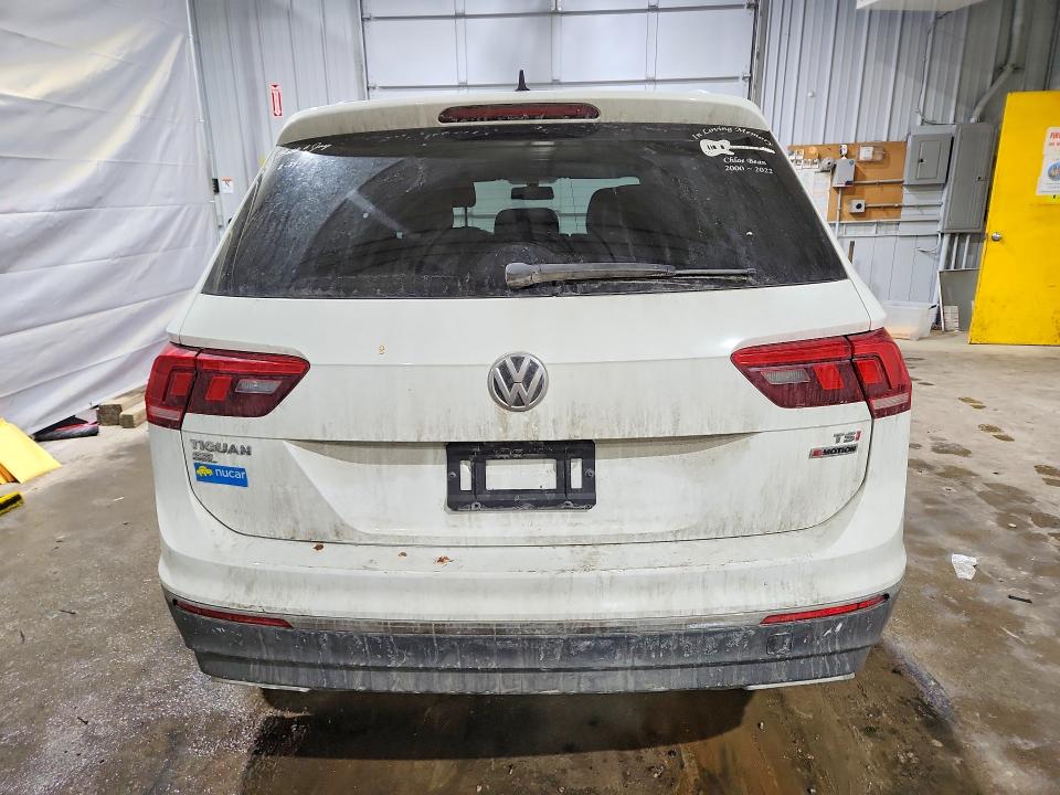 Продаж на аукціоні авто 2018 Volkswagen Tiguan, vin: 3VV2B7AX6JM205491, номер лоту: 76444195