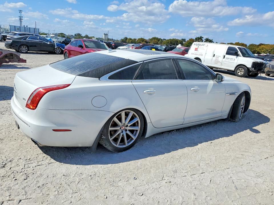 76078485 :رقم المزاد ، SAJWA1CZ3E8V66221 vin ، 2014 Jaguar Xj مزاد بيع